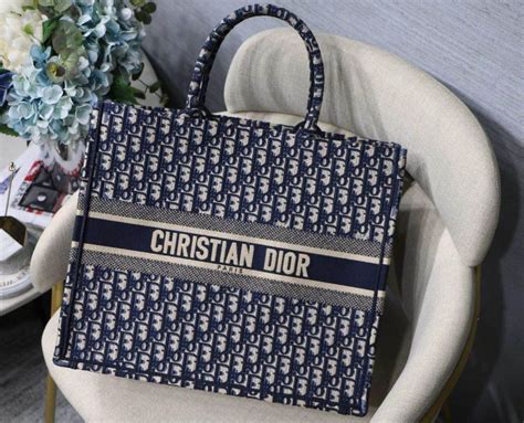 malas christian dior preço|DIOR.